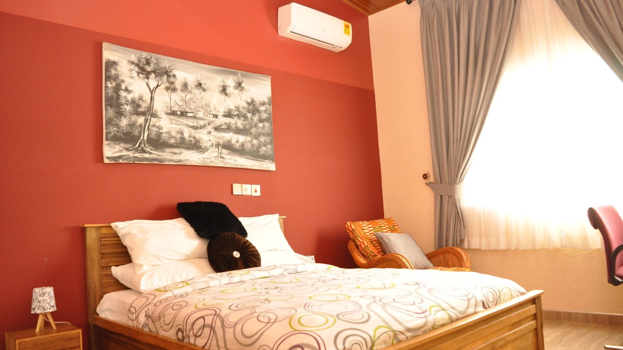 Photo of Bedroom in Atimpoku