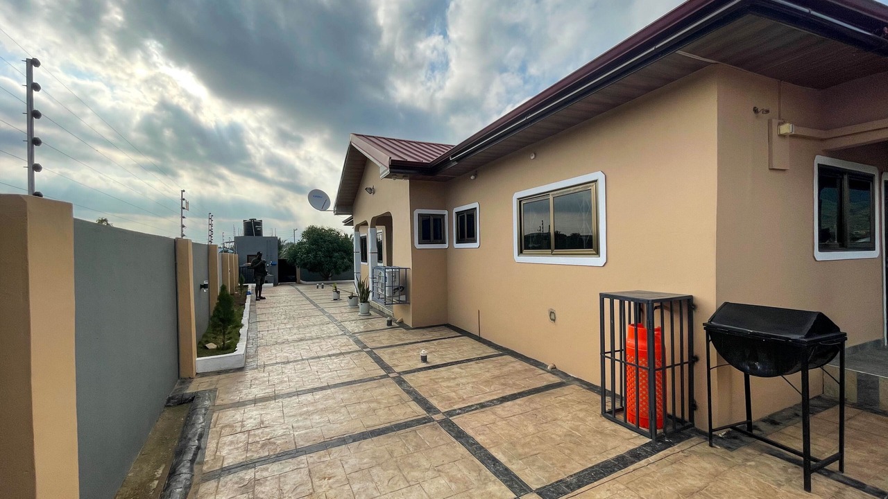Photo of Patio Balcony in Nsawam