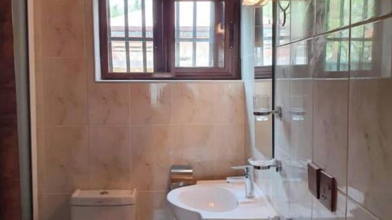 Photo of Bathroom in Atimpoku
