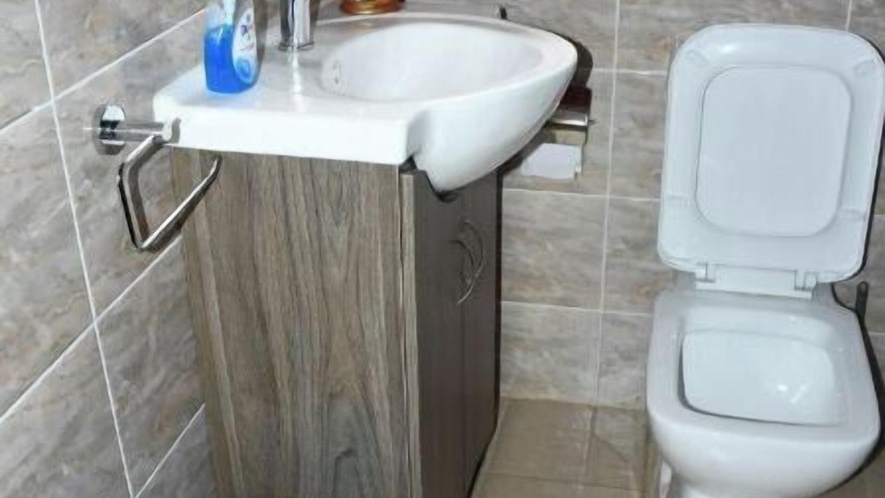 Photo of Bathroom in Atimpoku
