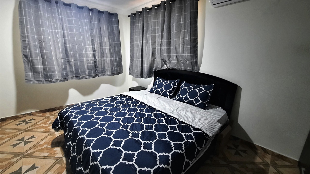 Photo of Bedroom in Osu