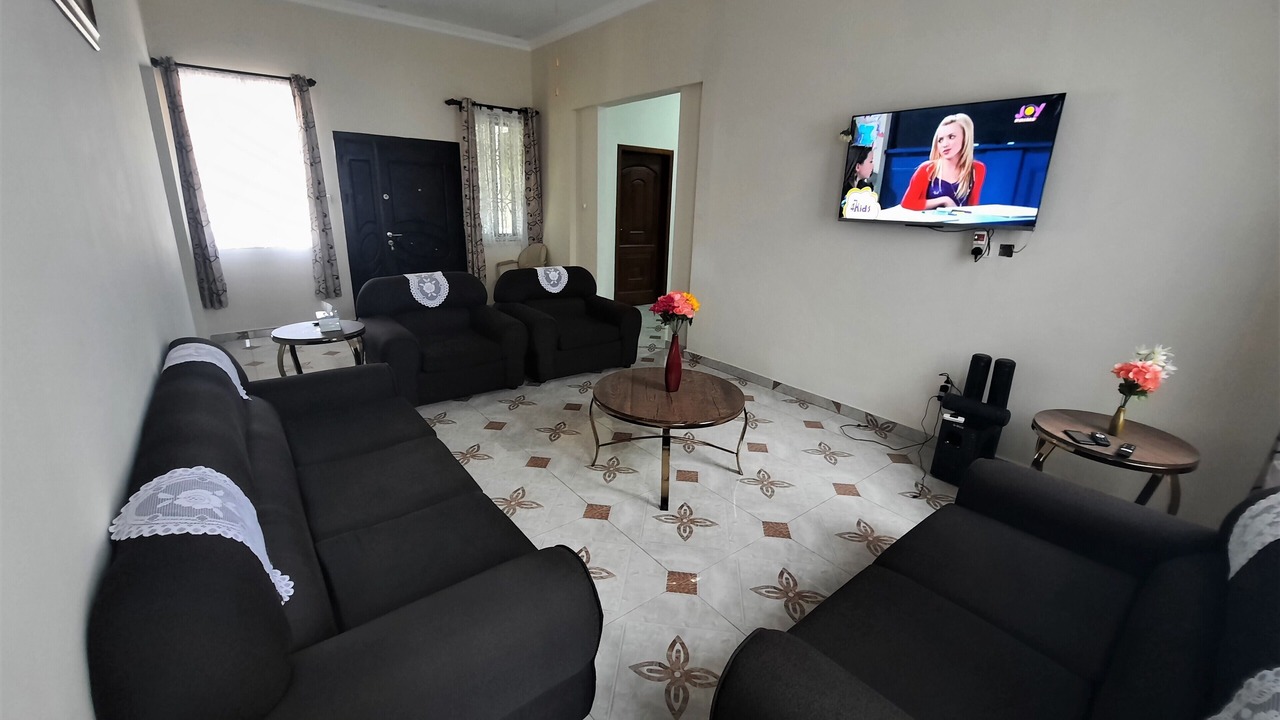 Photo of Livingroom in Osu