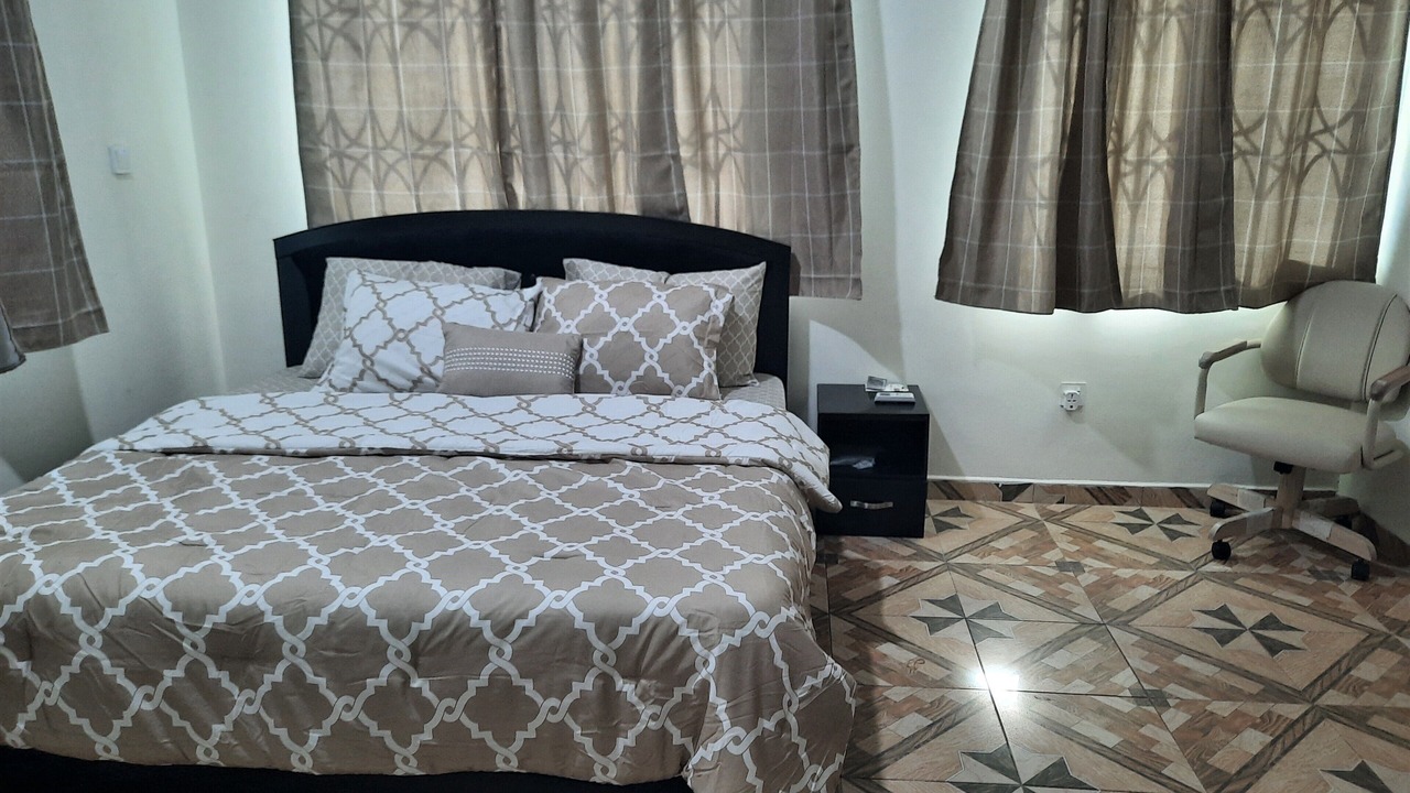 Photo of Bedroom in Osu