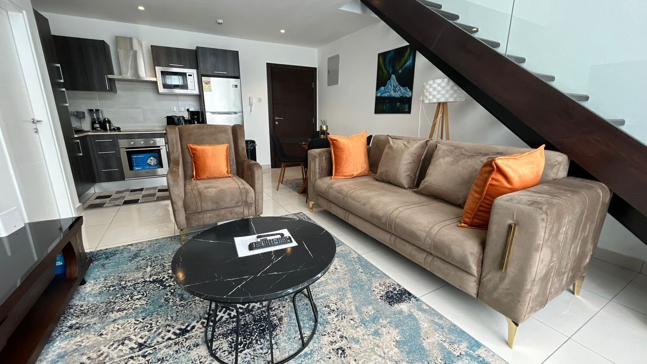 Photo of Livingroom in Cantonments