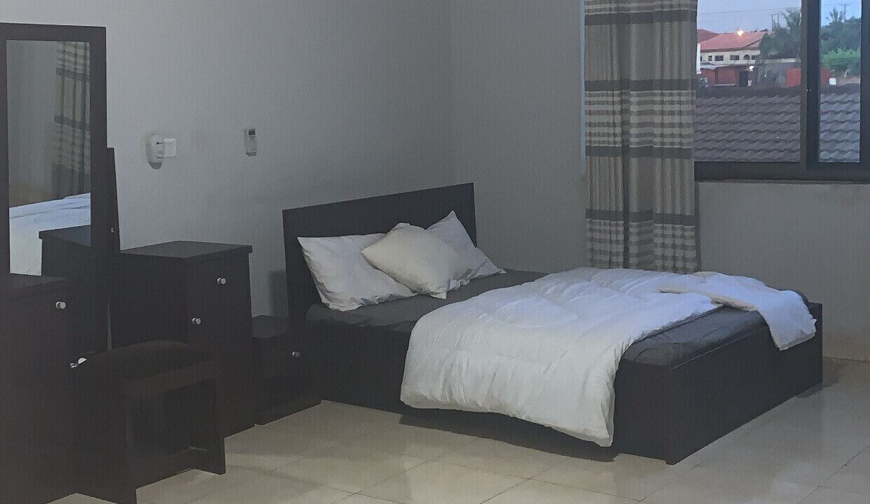 Photo of Bedroom in Tema