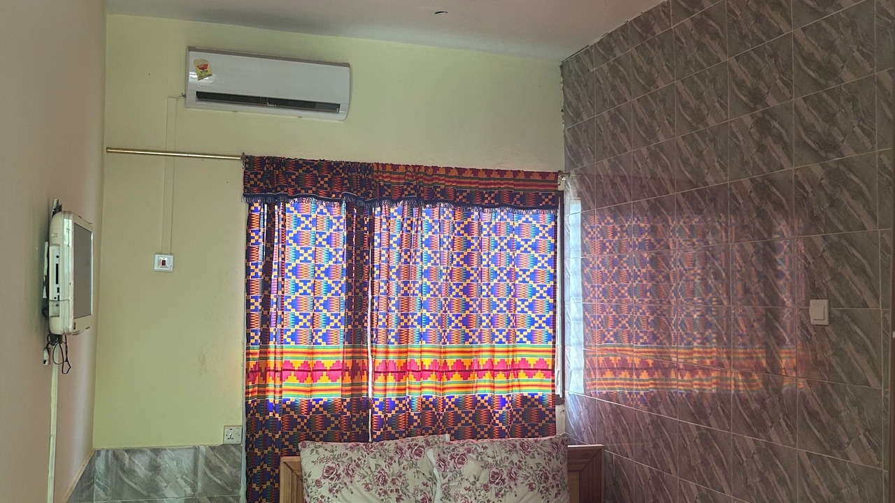 Photo of Bedroom in Pepease