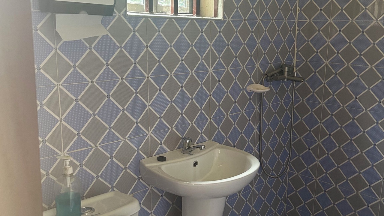 Photo of Bathroom in Pepease