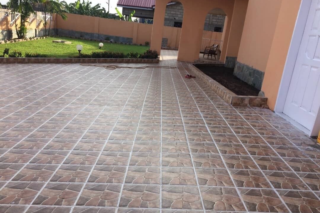 Photo of Outdoor in Kwabenyan