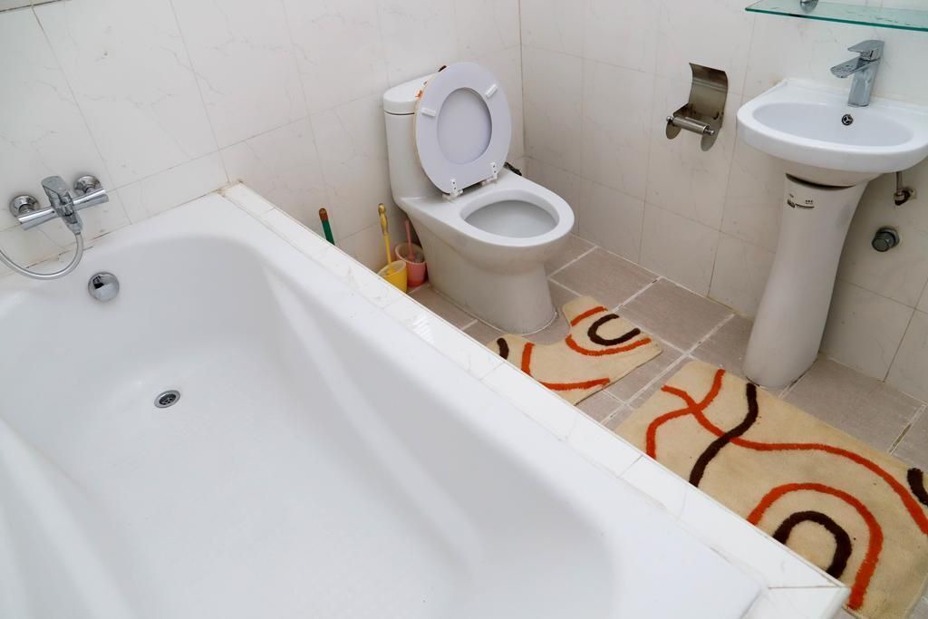 Photo of Bathroom in Dzorwulu