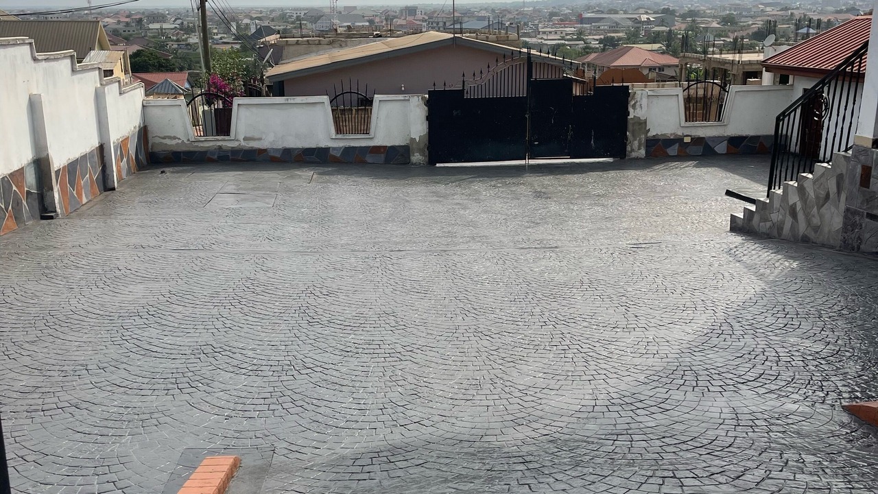 Photo of Outdoor in Mallam