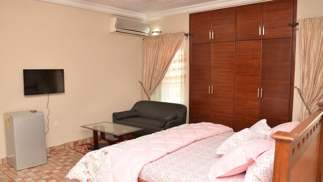Photo of Bedroom in Adenta