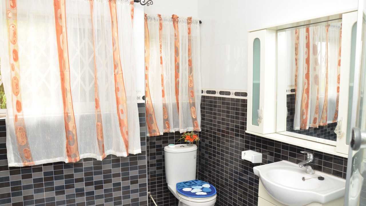 Photo of Bathroom in Adenta