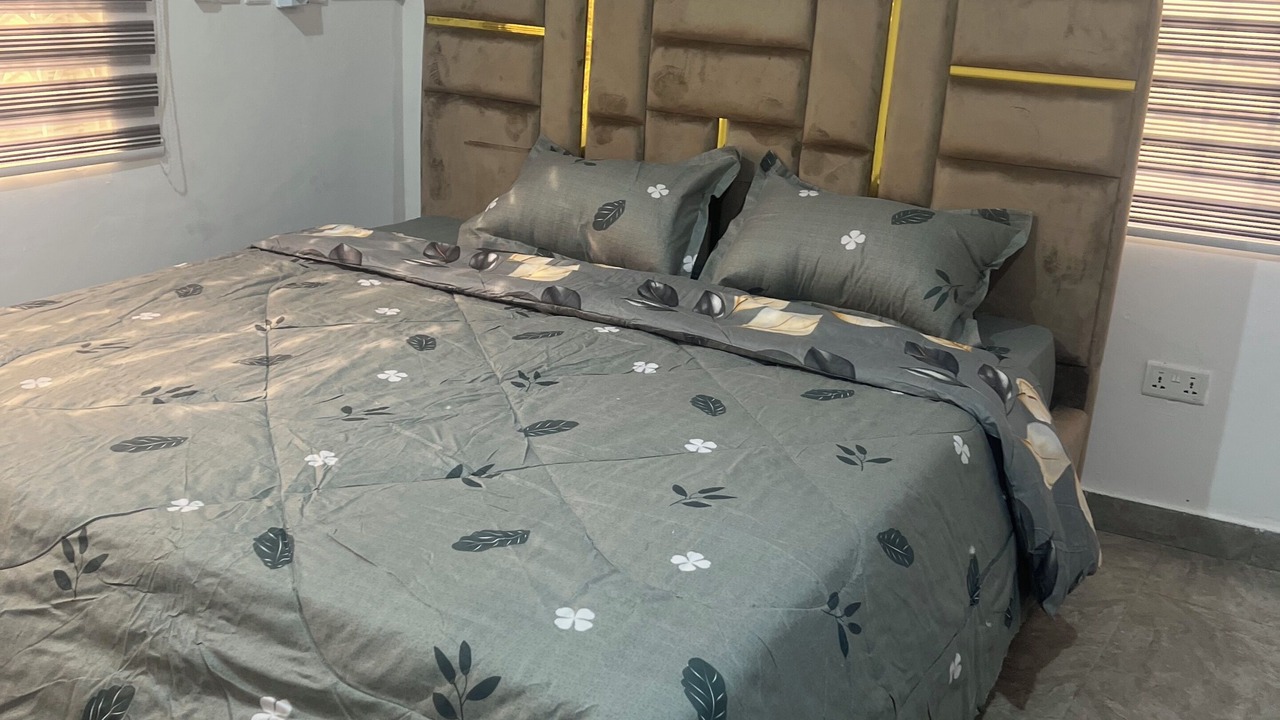 Photo of Bedroom in Kwabenyan