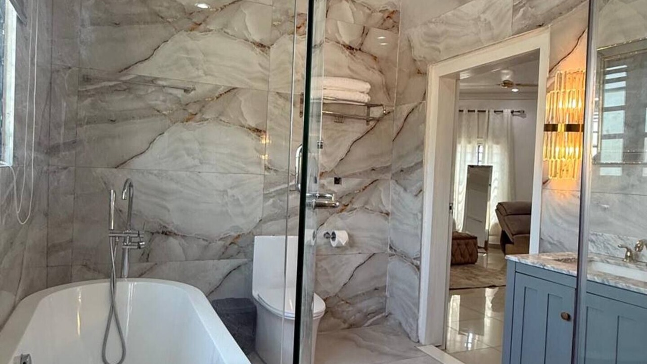 Photo of Bathroom in Teshie