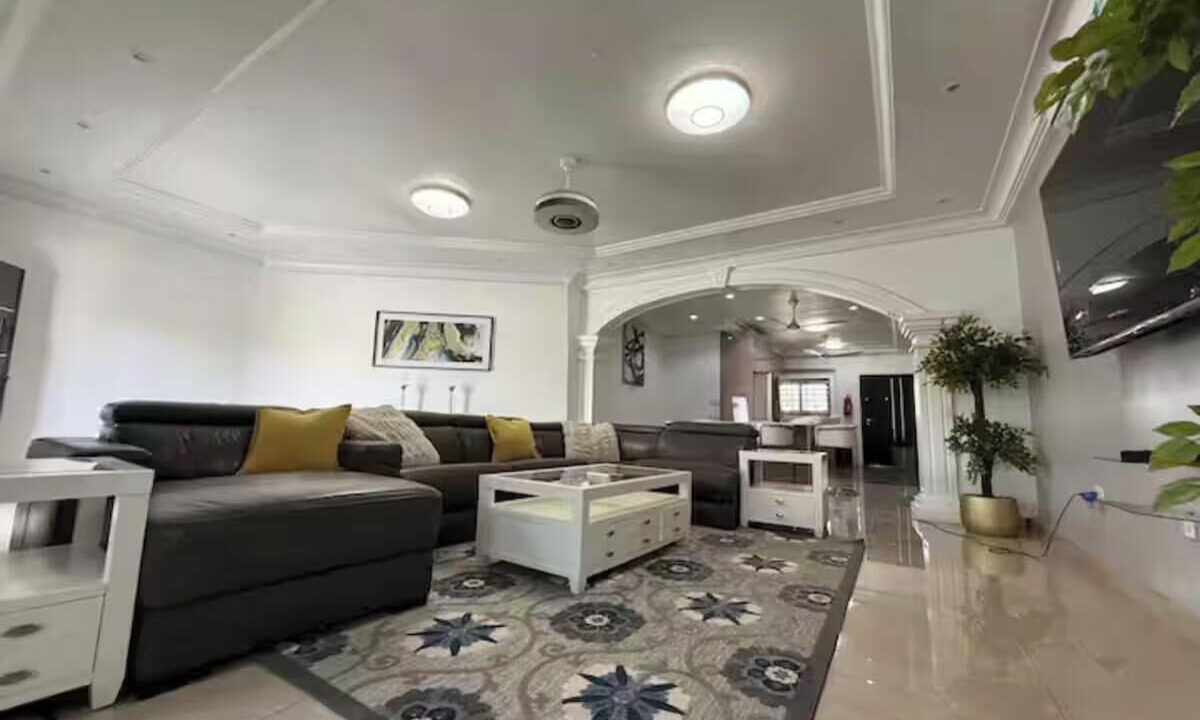 Photo of Livingroom in Teshie