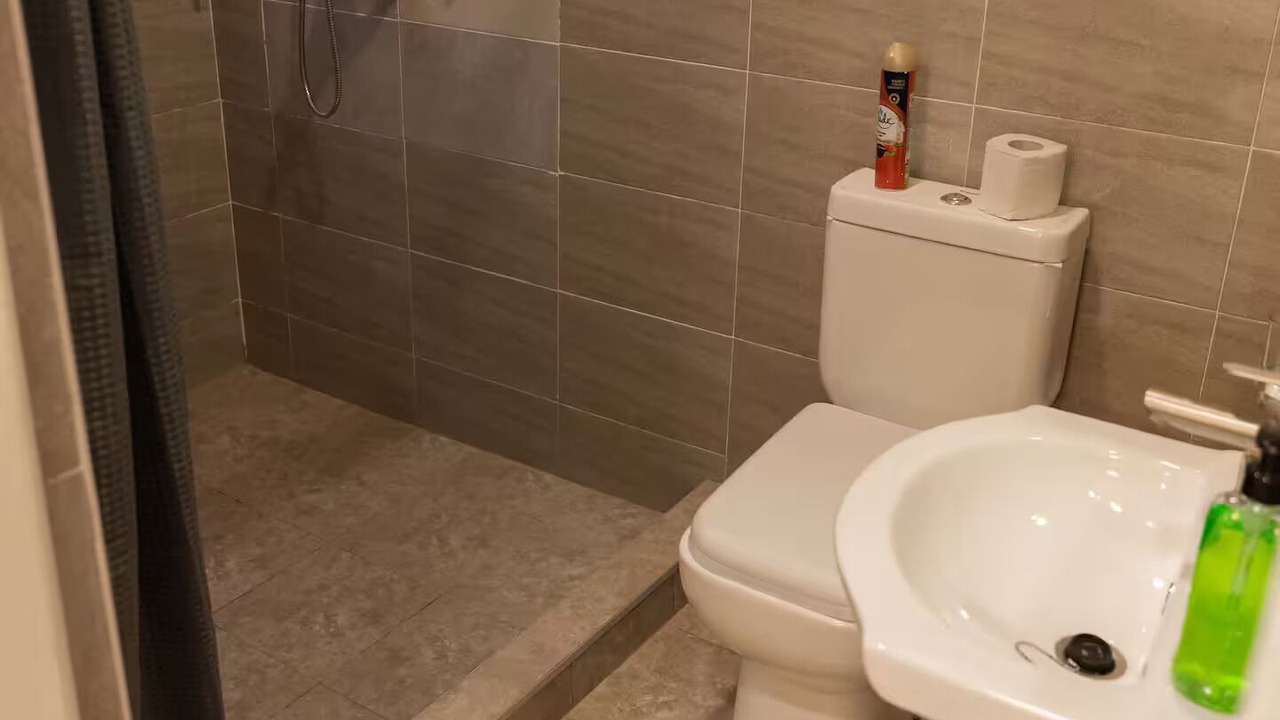 Photo of Bathroom in Madina