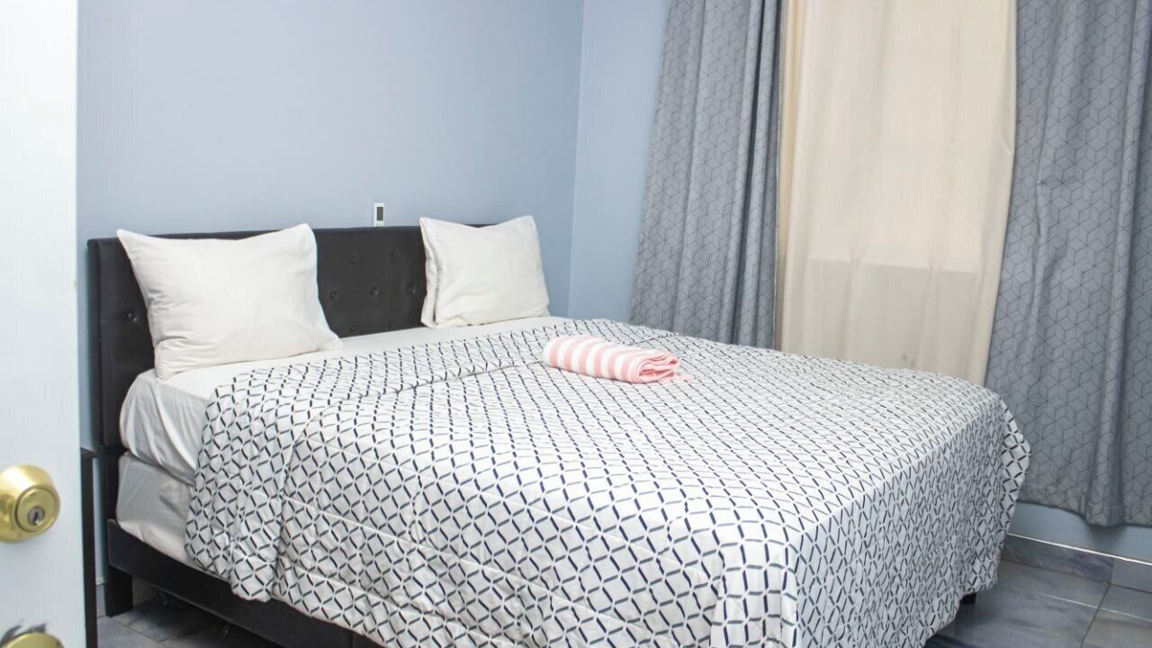 Photo of Bedroom in Teshie