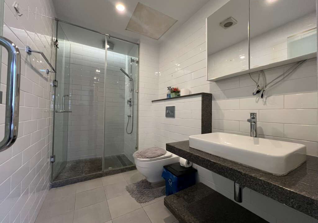 Photo of Bathroom in Dzorwulu