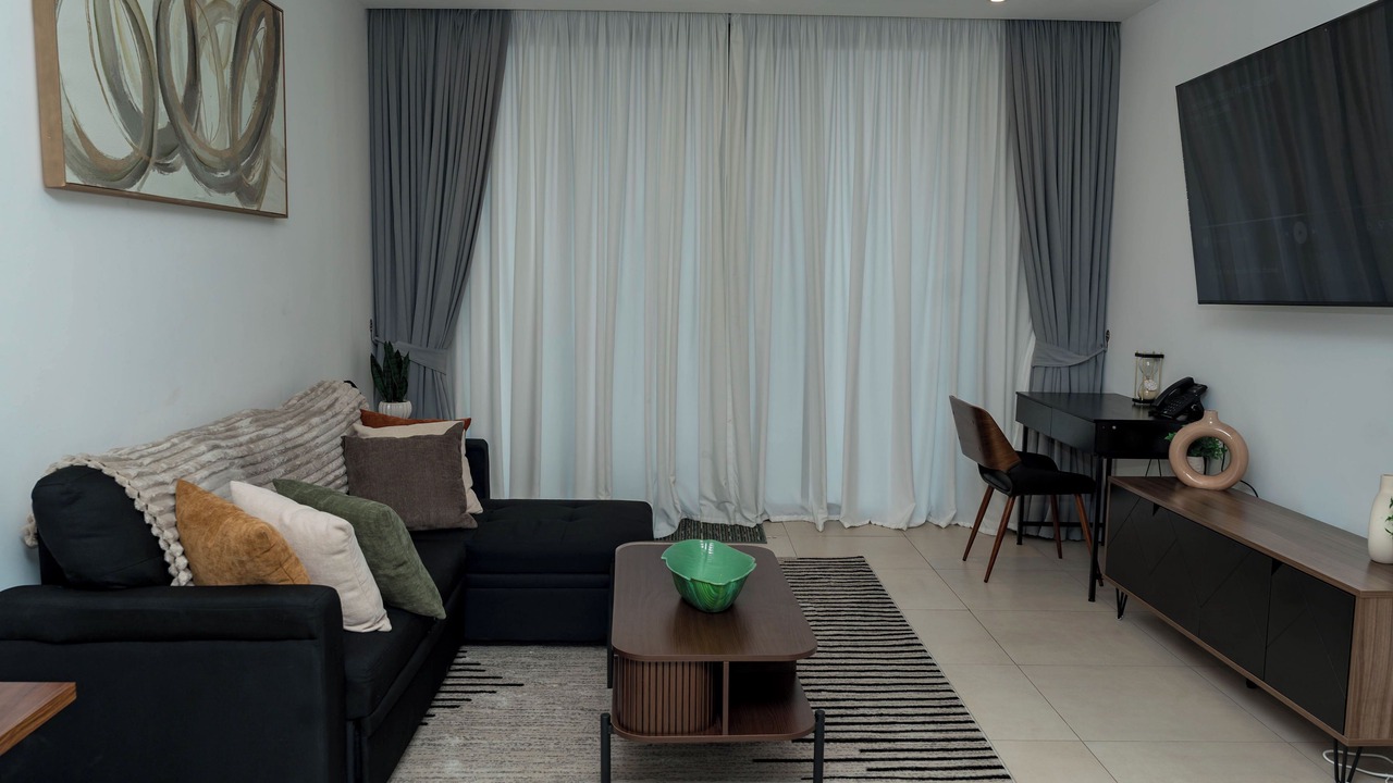 Photo of Livingroom in Cantonments