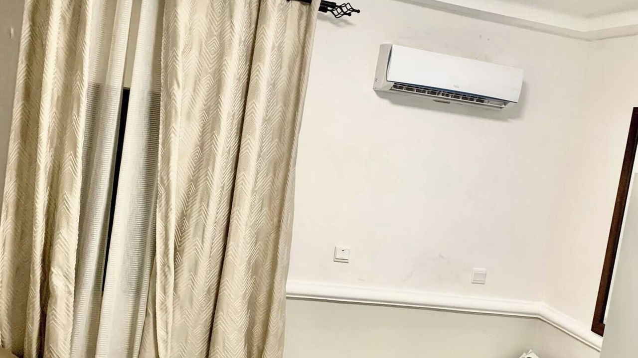 Photo of Bedroom in Teshie