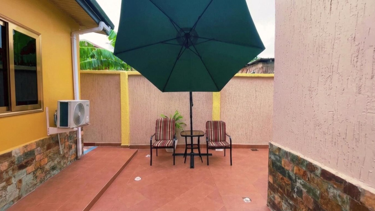 Photo of Patio Balcony in Kwabenyan