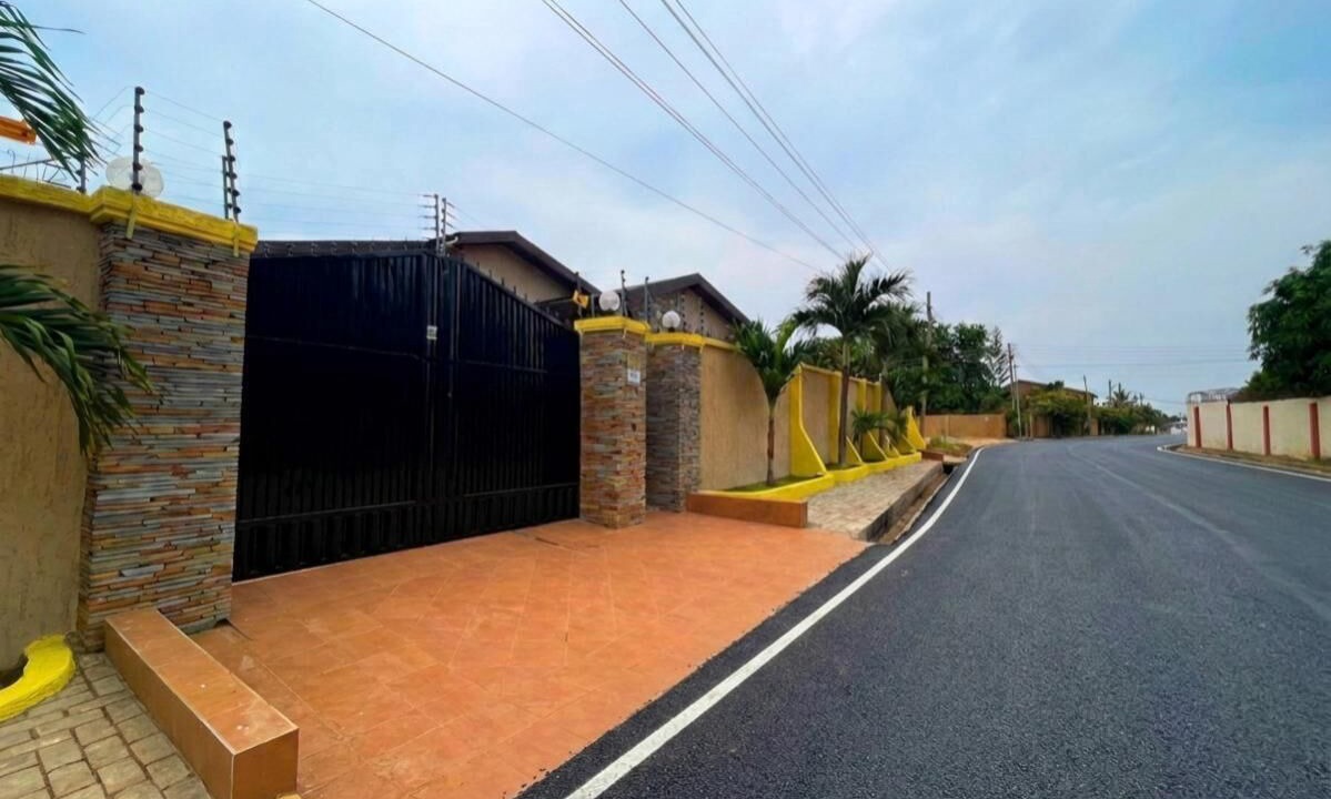 Photo of Outdoor in Kwabenyan