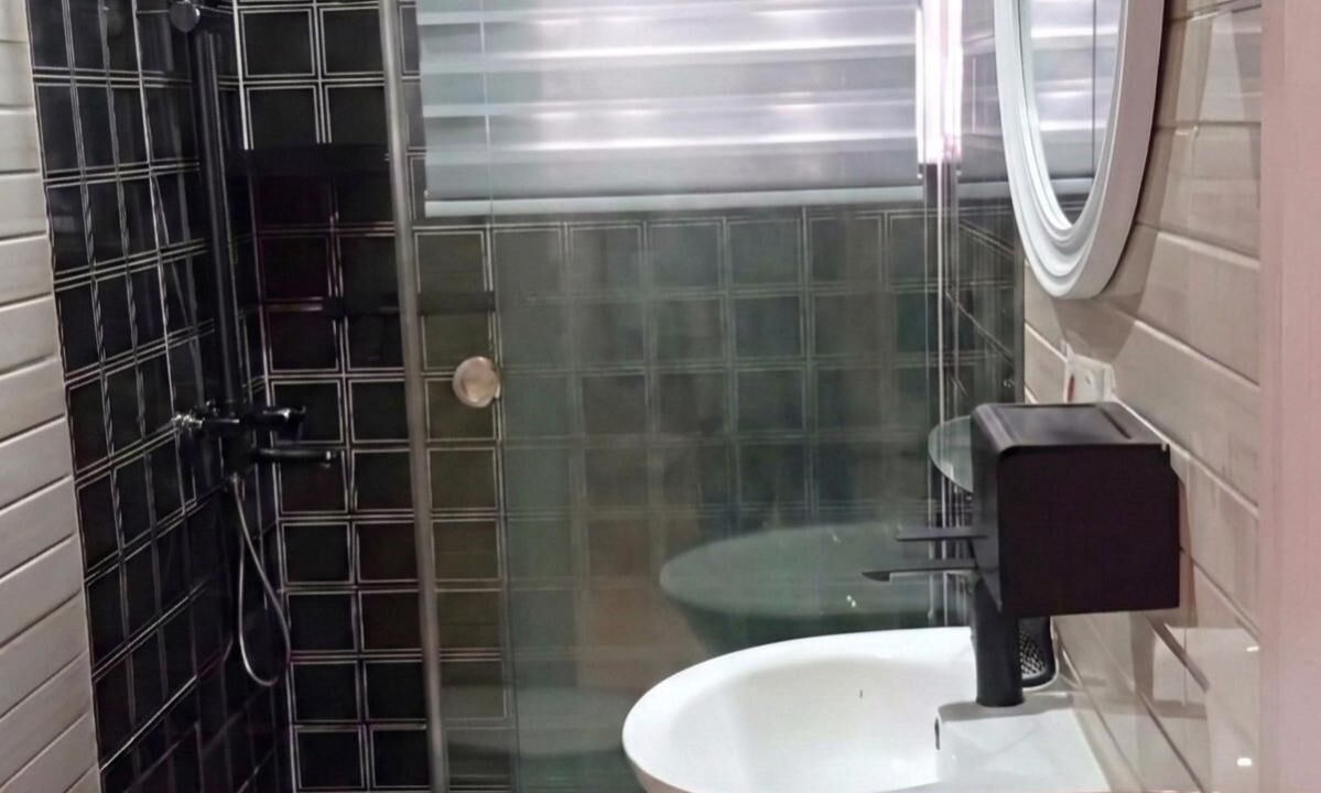 Photo of Bathroom in Kwabenyan