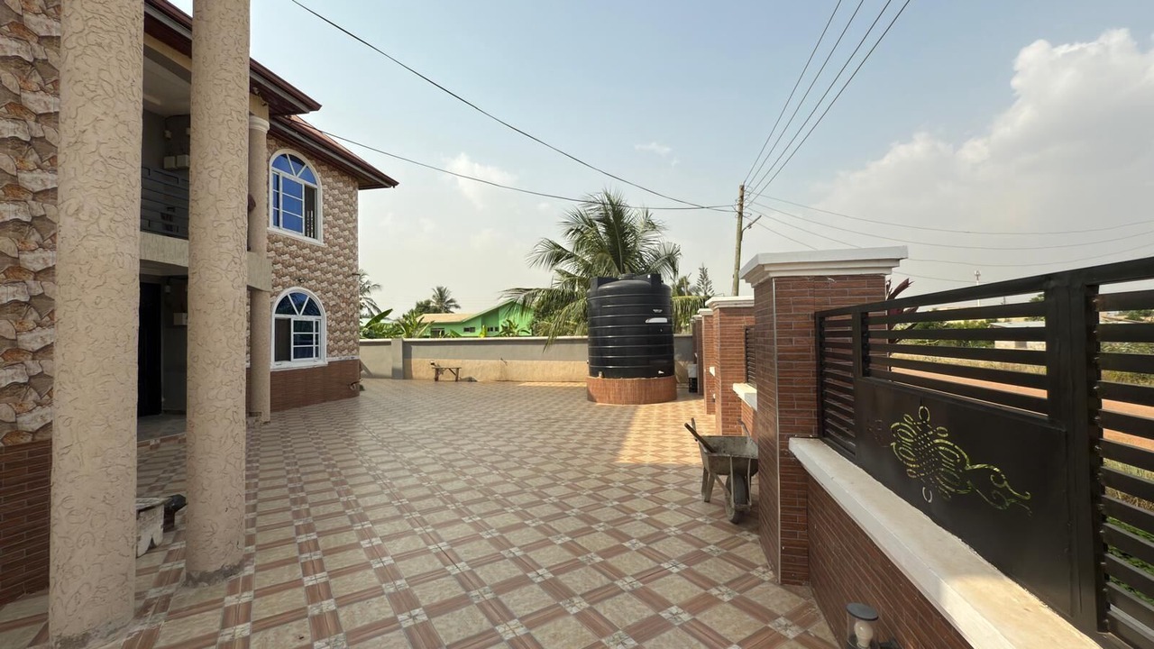 Photo of Patio Balcony in Afienya