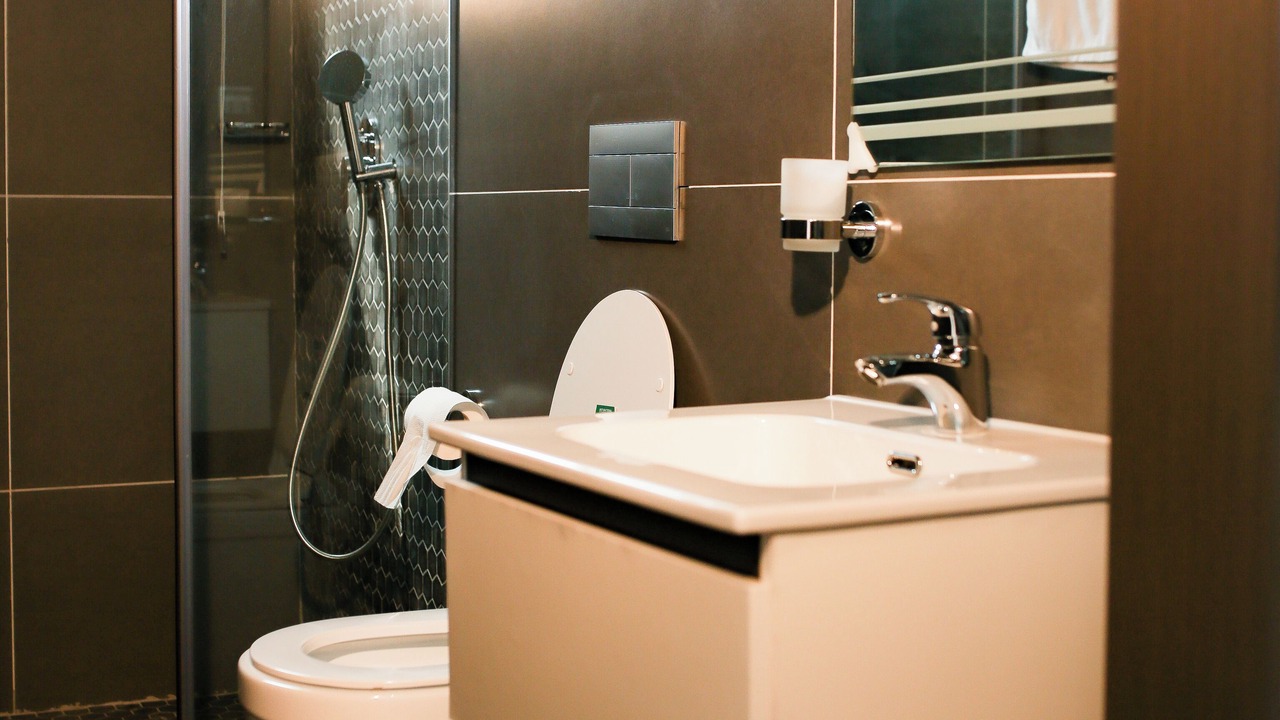 Photo of Bathroom in Labadi