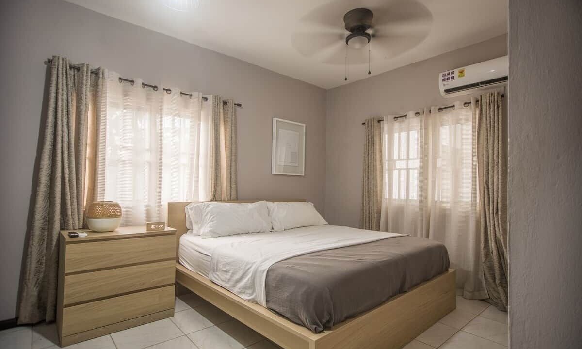 Photo of Bedroom in Teshie