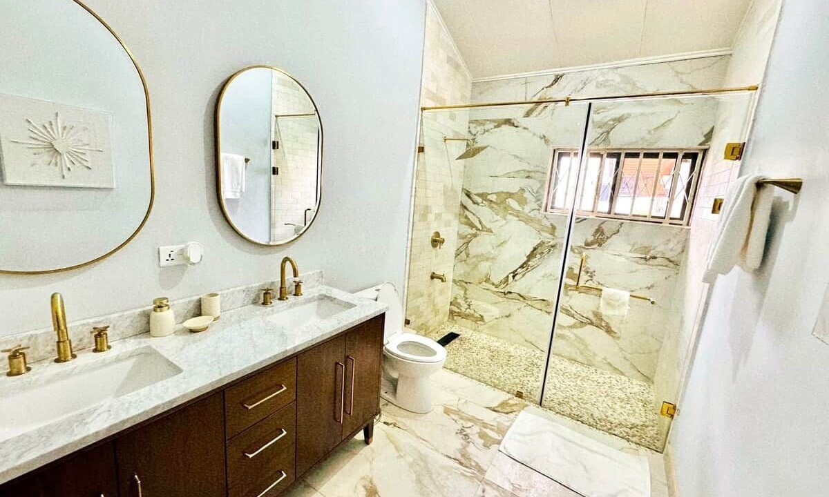 Photo of Bathroom in Teshie