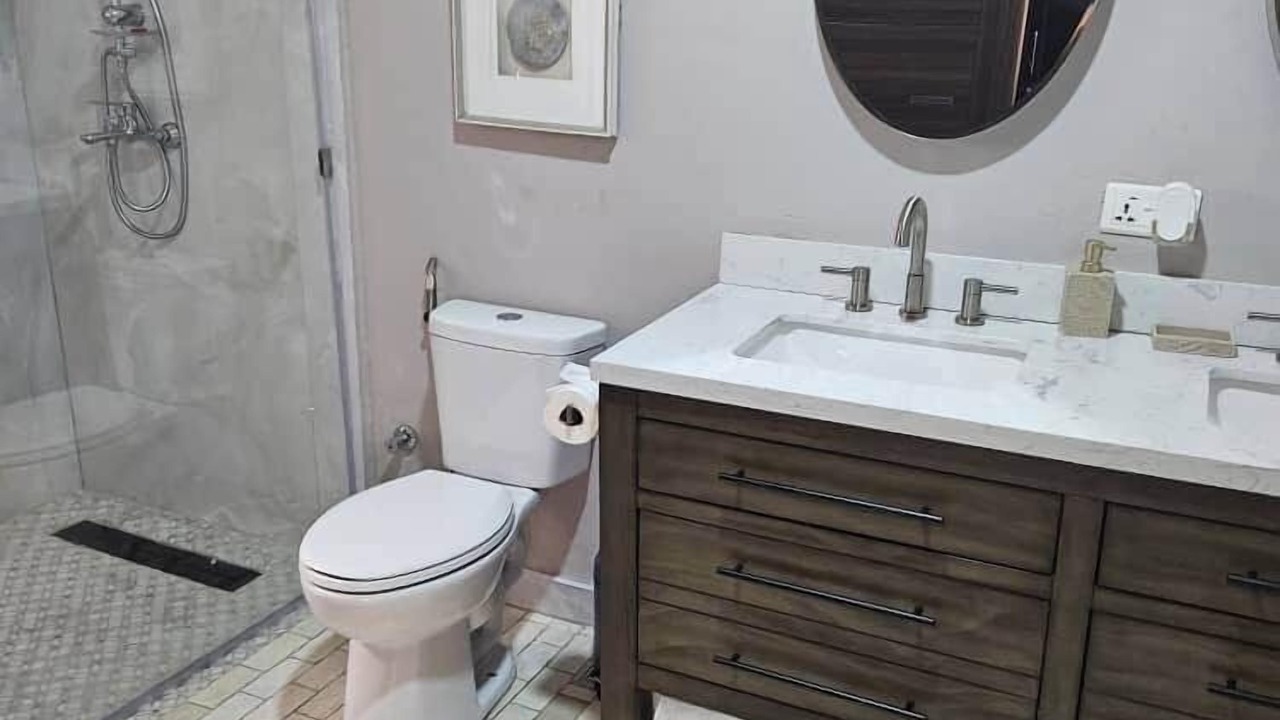 Photo of Bathroom in Teshie
