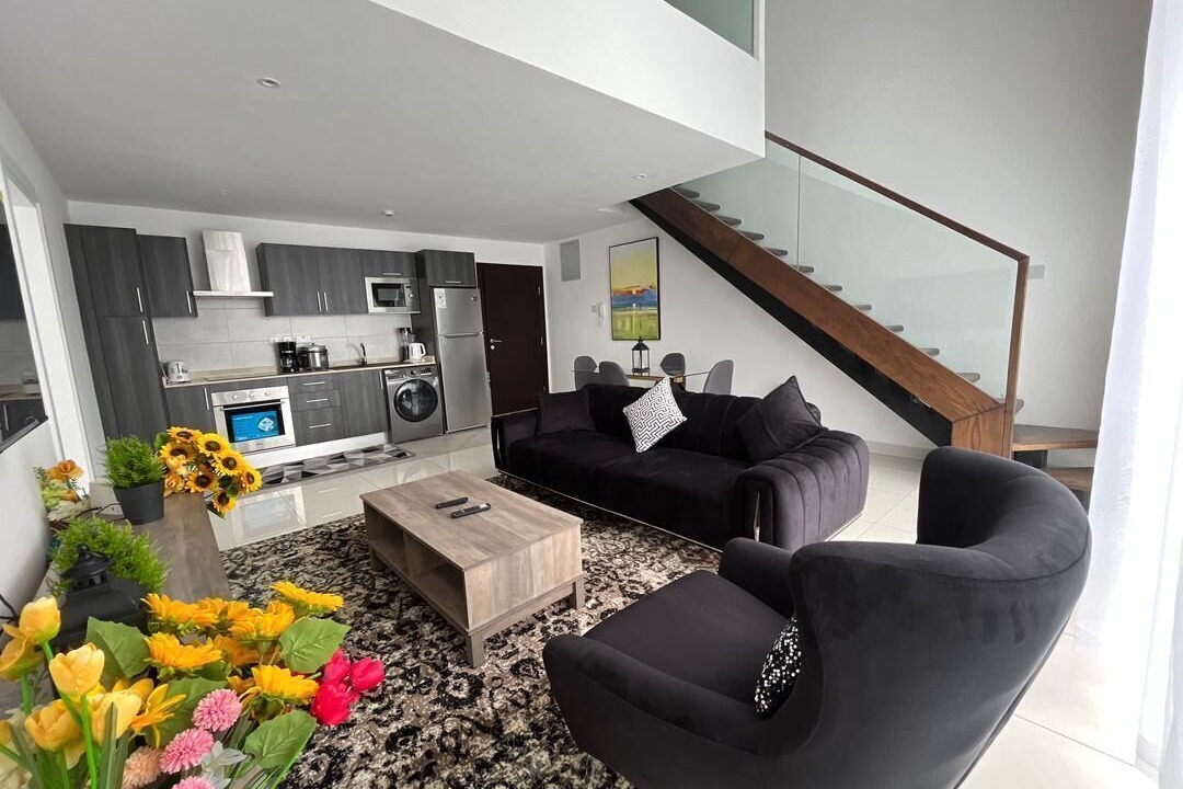 Photo of Livingroom in Cantonments