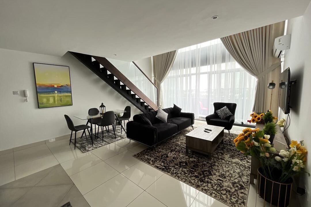 Photo of Livingroom in Cantonments