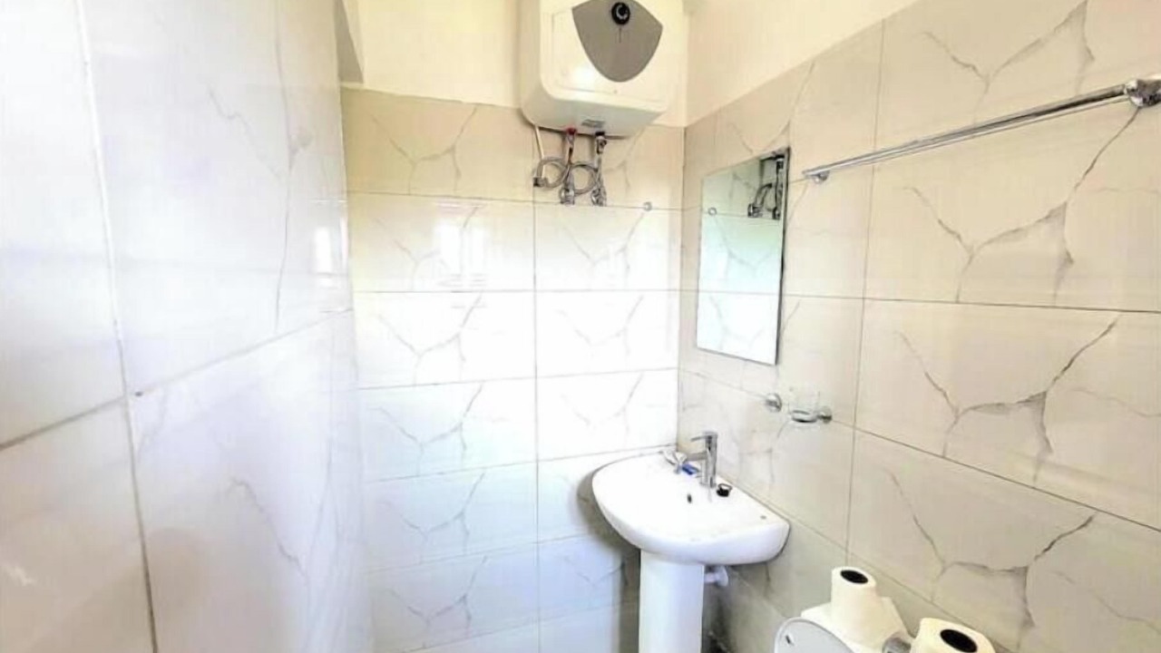 Photo of Bathroom in Kwabenyan