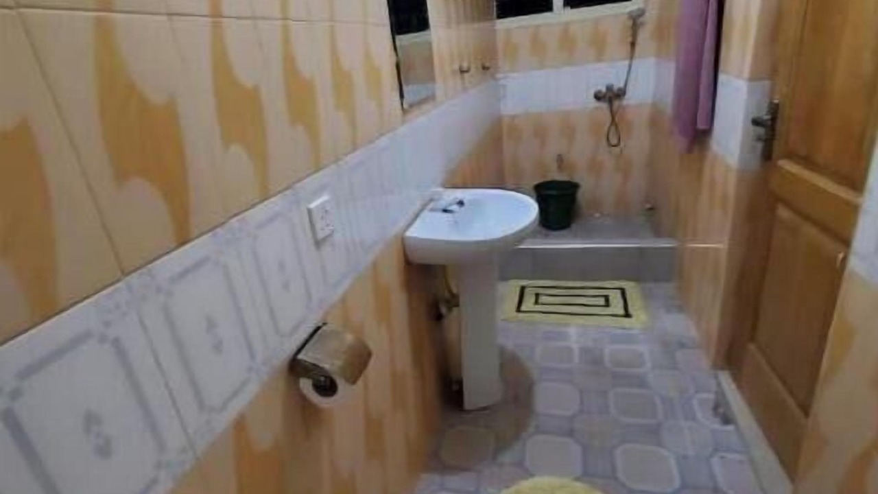 Photo of Bathroom in Pokuase