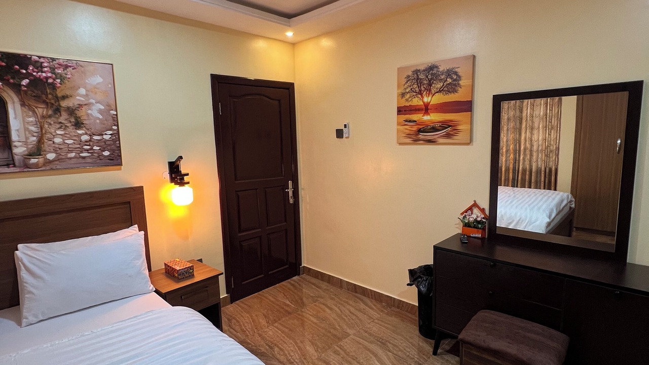 Photo of Bedroom in Madina