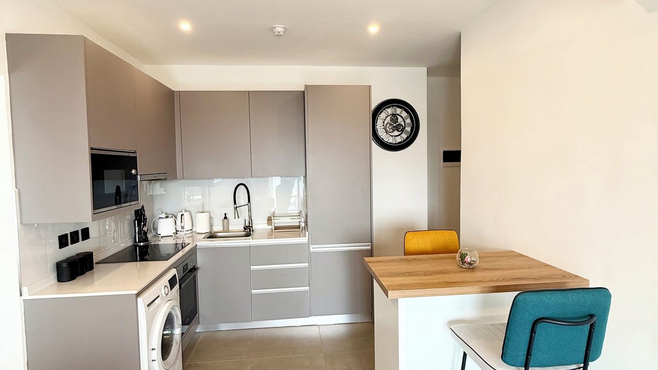 Photo of Kitchen in Roman Ridge