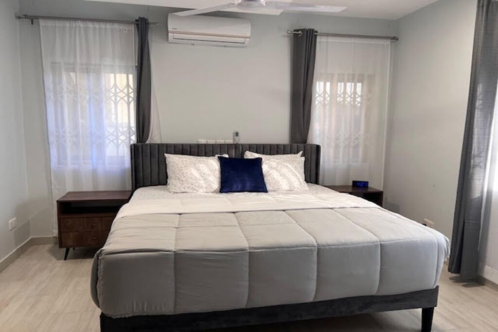 Photo of Bedroom in Oyibi