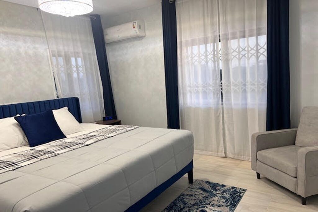 Photo of Bedroom in Oyibi