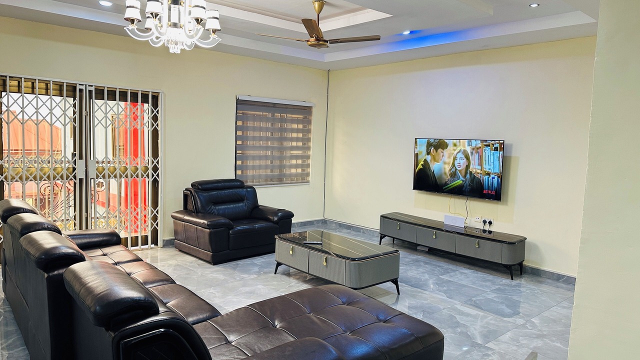 Photo of Livingroom in Kumasi