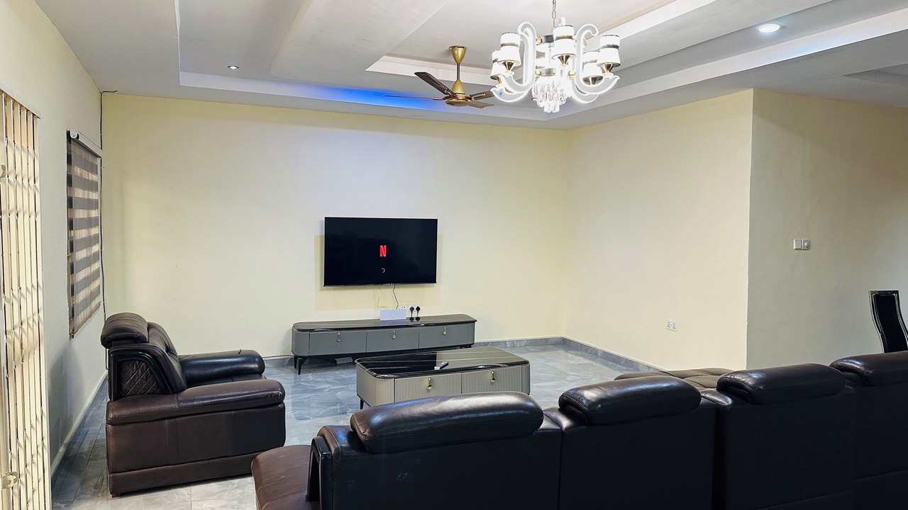 Photo of Livingroom in Kumasi