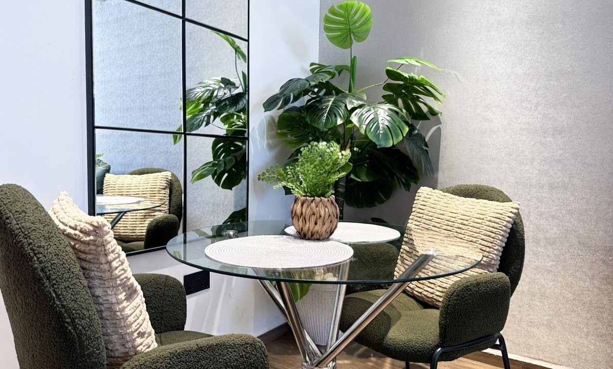 Photo of Livingroom in Labone