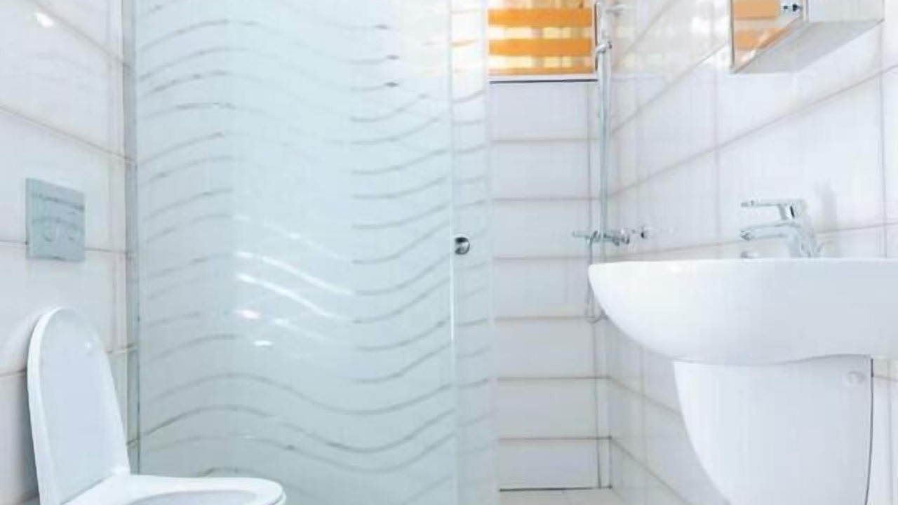 Photo of Bathroom in Prampram
