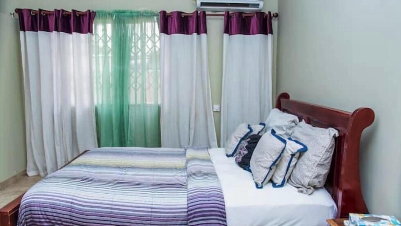 Photo of Bedroom in Kwabenyan