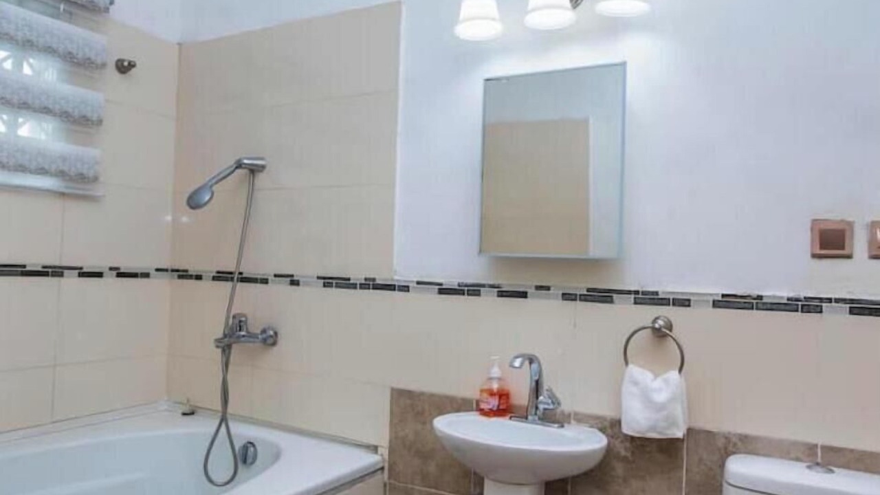 Photo of Bathroom in Kwabenyan