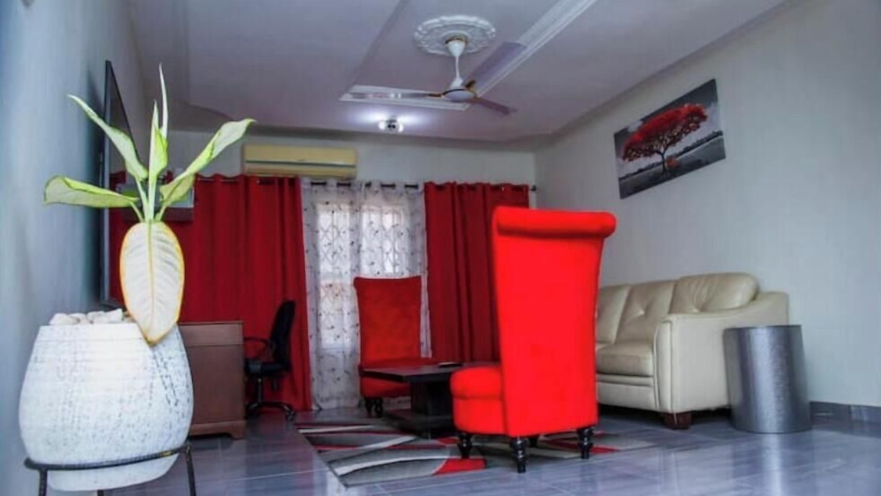 Photo of Livingroom in Kwabenyan