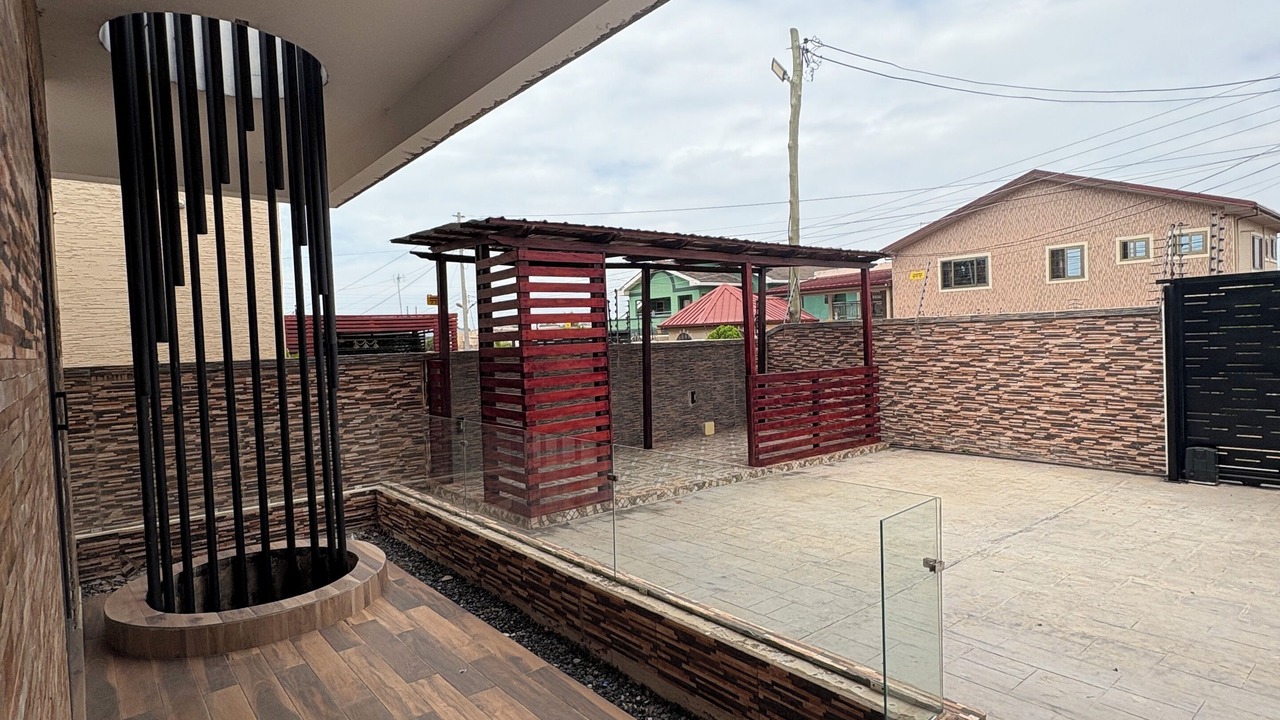 Photo of Patio Balcony in Nungua