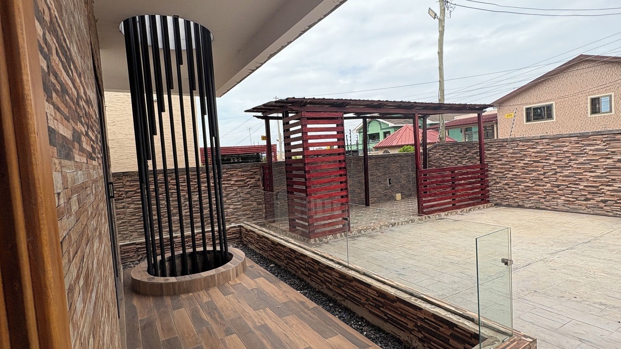 Photo of Patio Balcony in Nungua