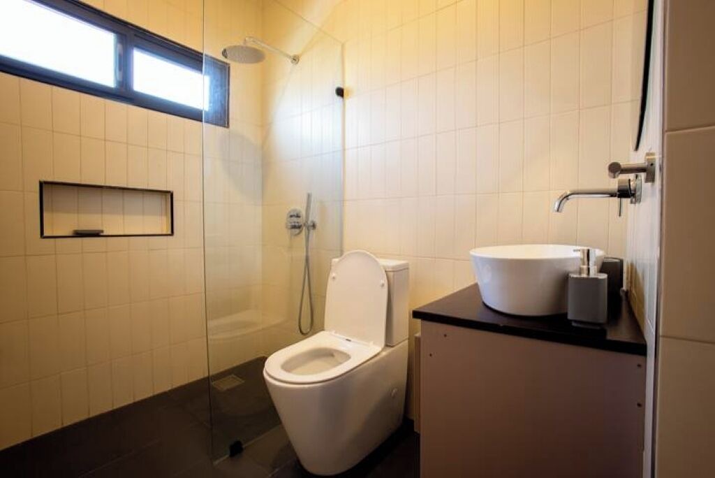 Photo of Bathroom in Labadi
